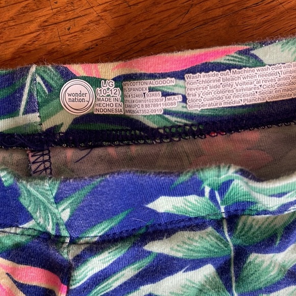 Lot Of Girls Capris - Picture 5 of 7